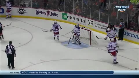 NHL: N.Y. Rangers vs Anaheim 10/10/2013